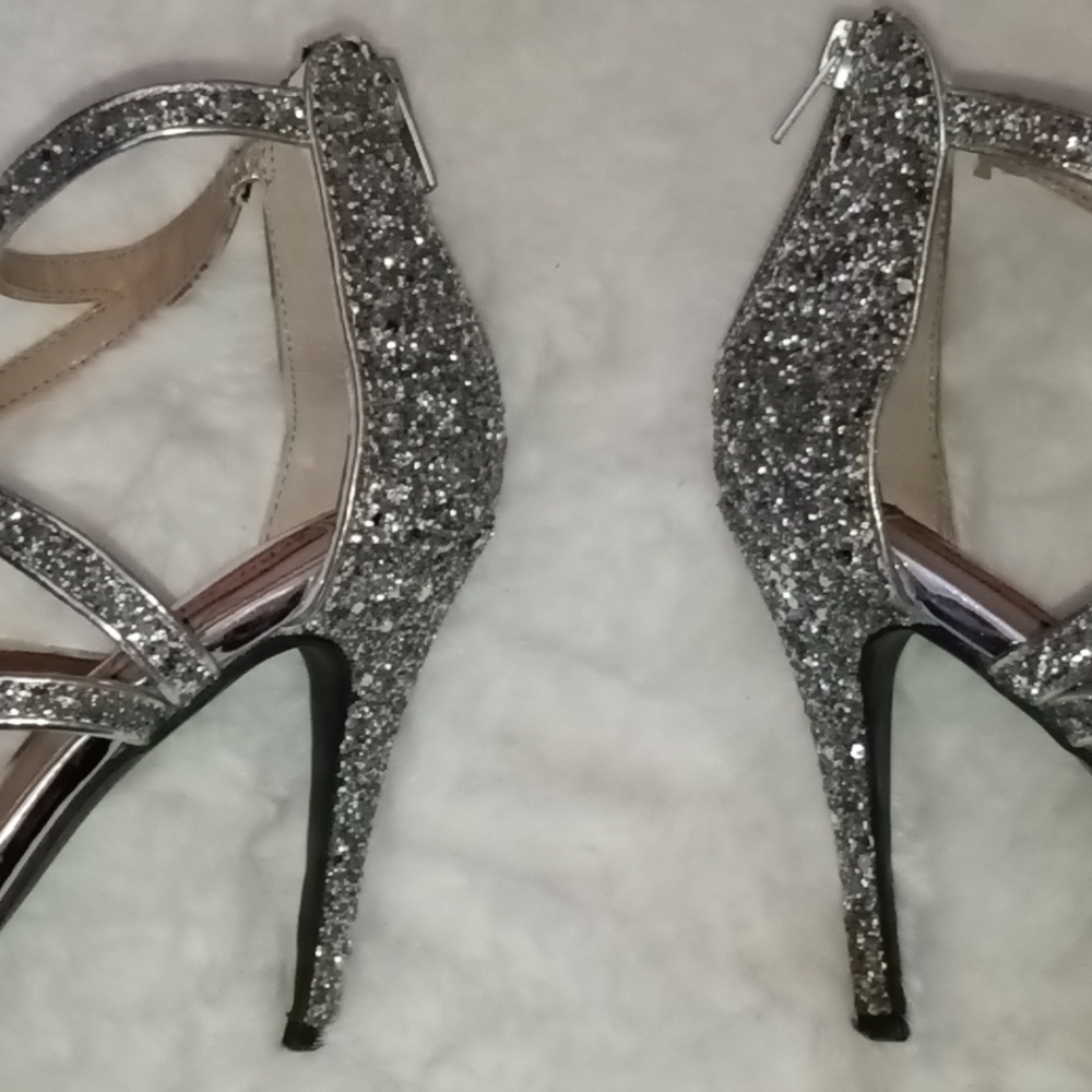 Betsey Johnson Heels - Picture 4 of 8